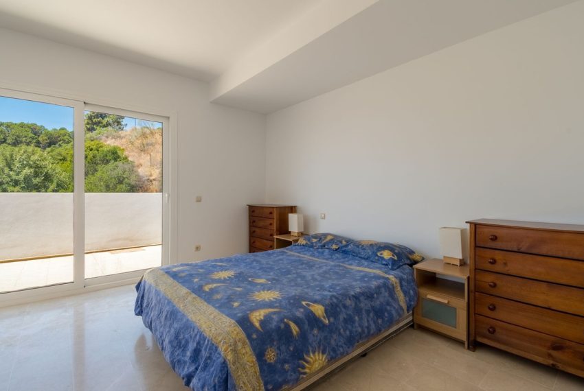 R5002057-Villa-For-Sale-Benahavis-Detached-4-Beds-551-Built-11