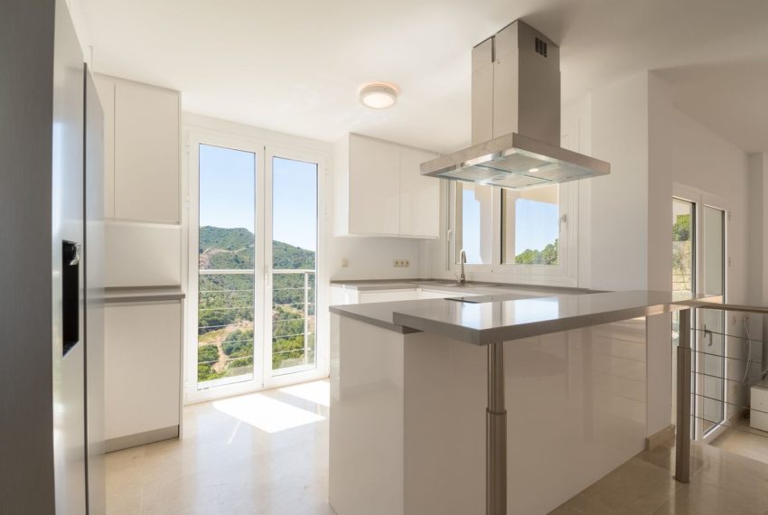 R5002057-Villa-For-Sale-Benahavis-Detached-4-Beds-551-Built-18