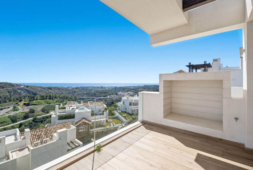 R5002171-Apartment-For-Sale-Marbella-Penthouse-4-Beds-193-Built