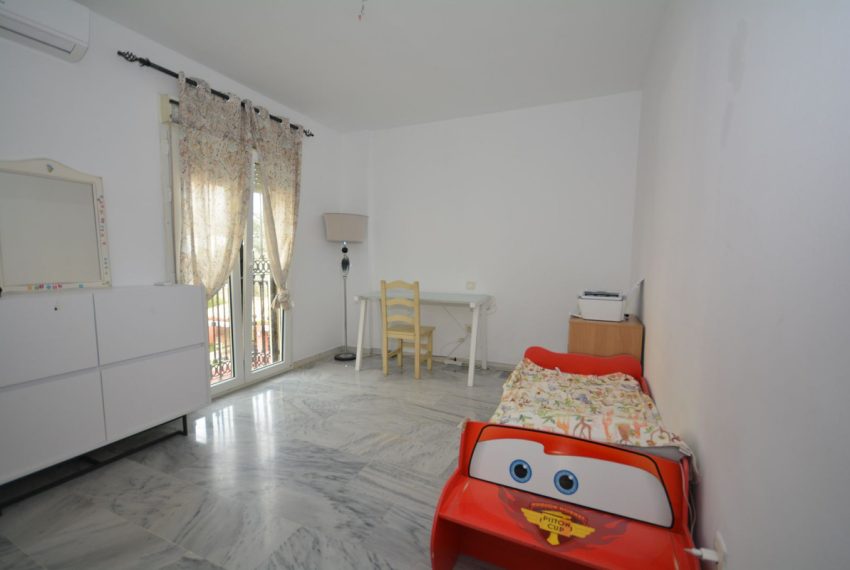 R5002321-Villa-For-Sale-Marbella-Semi-Detached-4-Beds-225-Built-14