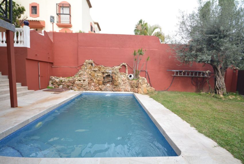 R5002321-Villa-For-Sale-Marbella-Semi-Detached-4-Beds-225-Built-3