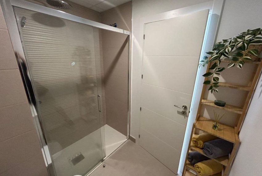 R5002348-Apartment-For-Sale-Estepona-Penthouse-2-Beds-76-Built-19