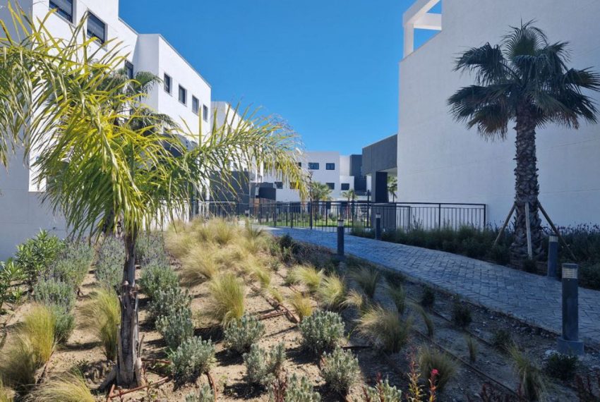 R5002348-Apartment-For-Sale-Estepona-Penthouse-2-Beds-76-Built-5