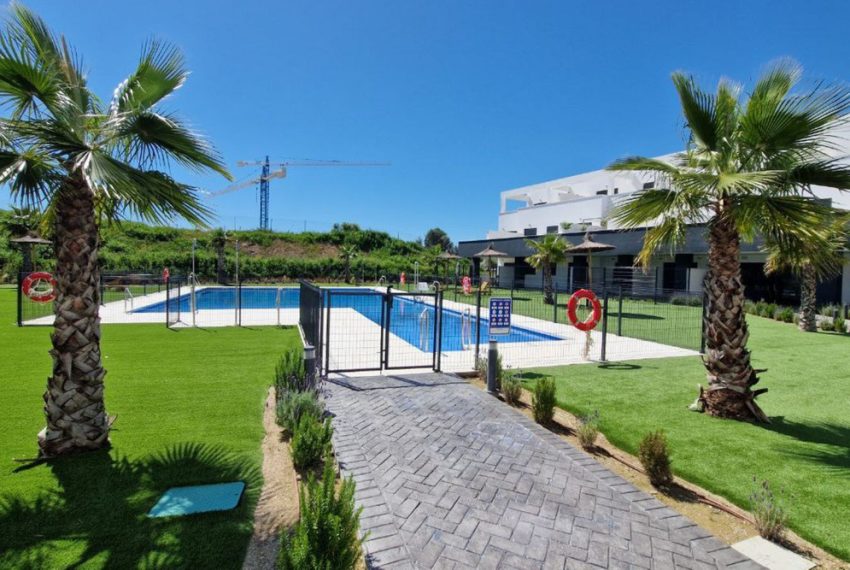 R5002348-Apartment-For-Sale-Estepona-Penthouse-2-Beds-76-Built-6