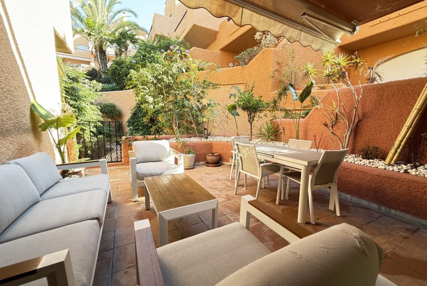 R5002378-Townhouse-For-Sale-Nueva-Andalucia-Terraced-3-Beds-200-Built-1