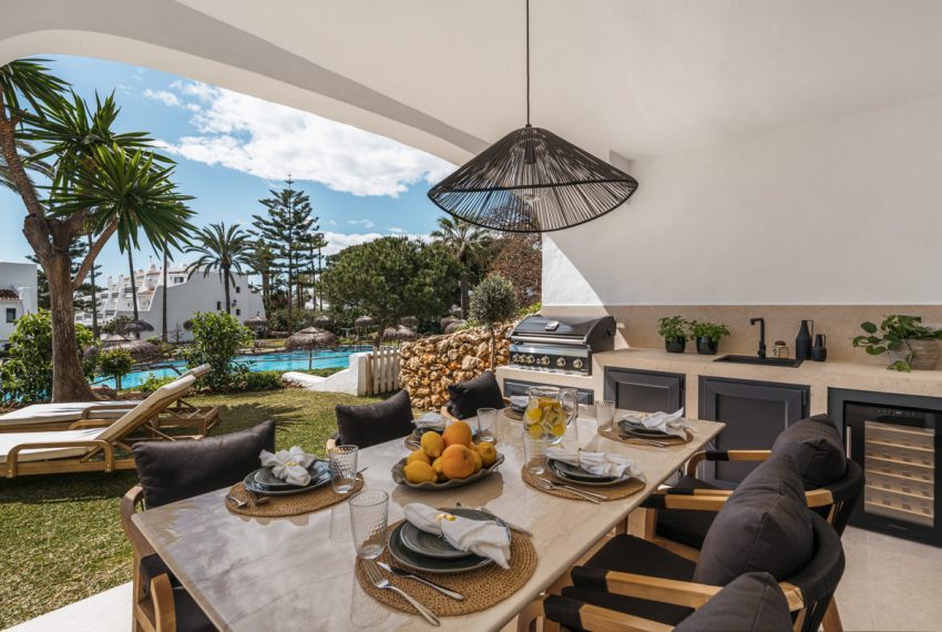 R5002423-Apartment-For-Sale-The-Golden-Mile-Middle-Floor-3-Beds-144-Built-1