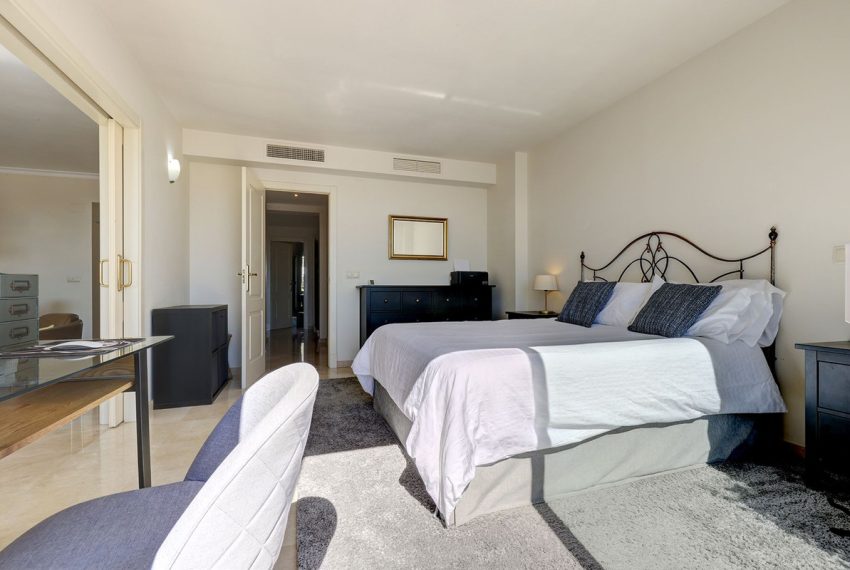R5002753-Apartment-For-Sale-La-Quinta-Penthouse-Duplex-3-Beds-170-Built-12