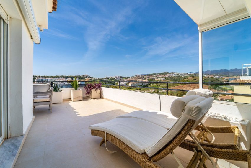 R5002867-Apartment-For-Sale-La-Cala-de-Mijas-Penthouse-2-Beds-86-Built-3