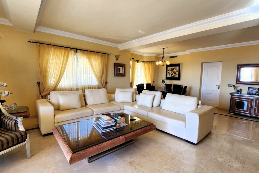 R5002897-Villa-For-Sale-La-Cala-de-Mijas-Detached-5-Beds-248-Built-12