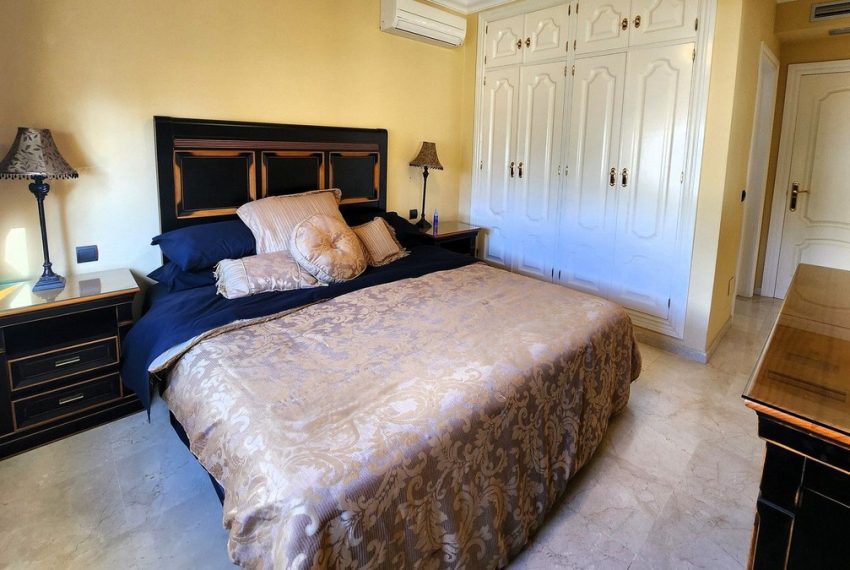 R5002897-Villa-For-Sale-La-Cala-de-Mijas-Detached-5-Beds-248-Built-18