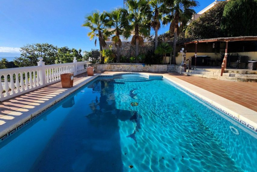 R5002897-Villa-For-Sale-La-Cala-de-Mijas-Detached-5-Beds-248-Built-2