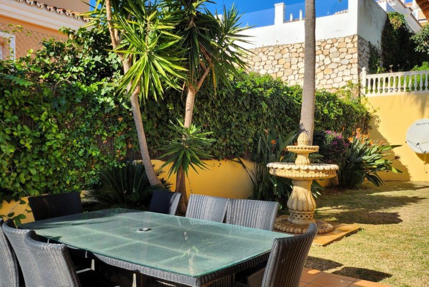 R5002897-Villa-For-Sale-La-Cala-de-Mijas-Detached-5-Beds-248-Built-4