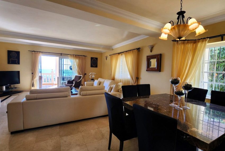 R5002897-Villa-For-Sale-La-Cala-de-Mijas-Detached-5-Beds-248-Built-9