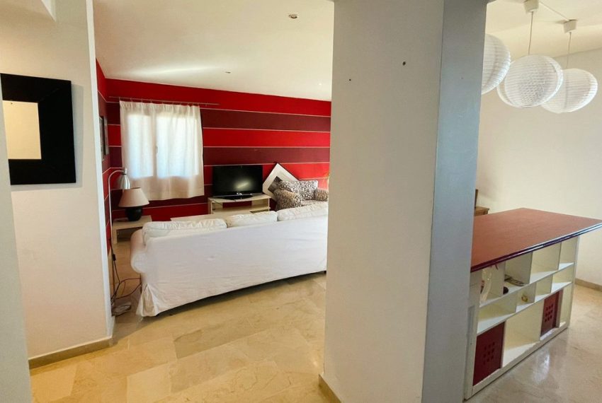 R5002912-Apartment-For-Sale-Estepona-Penthouse-2-Beds-85-Built-12