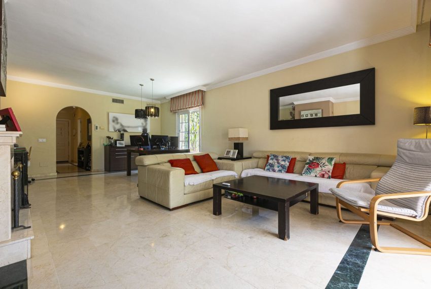 R5003200-Townhouse-For-Sale-Nagueles-Terraced-3-Beds-226-Built-9