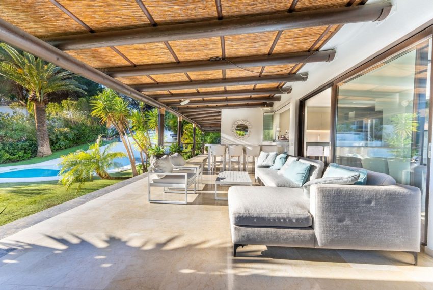 R5003506-Villa-For-Sale-Nueva-Andalucia-Detached-4-Beds-446-Built-14