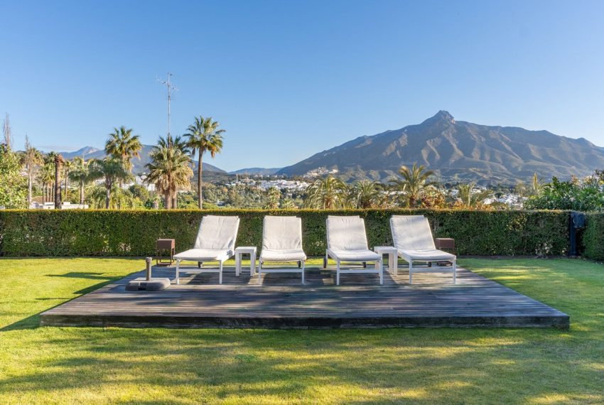 R5003506-Villa-For-Sale-Nueva-Andalucia-Detached-4-Beds-446-Built-19