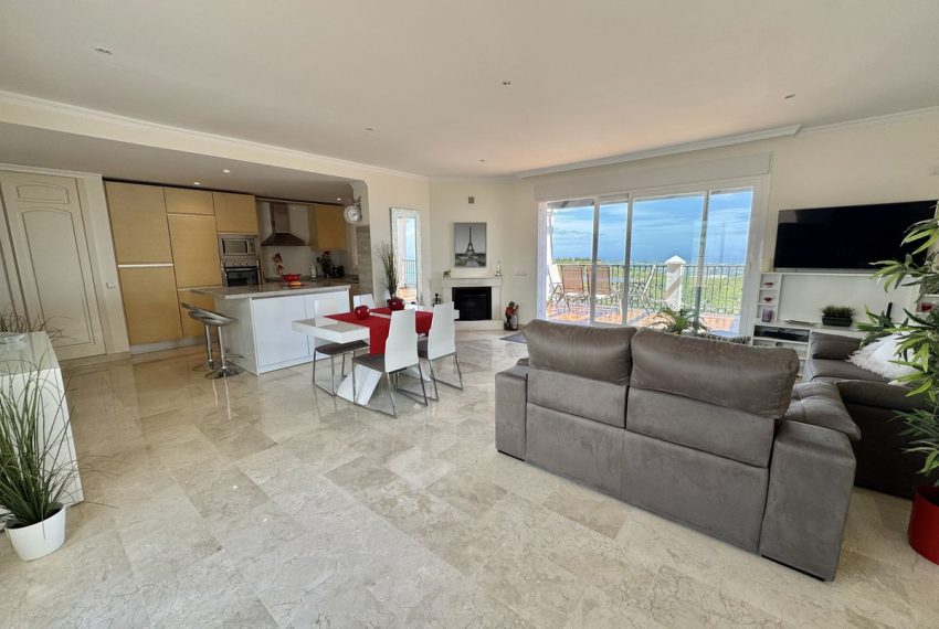 R5003536-Apartment-For-Sale-Calahonda-Penthouse-2-Beds-113-Built-6