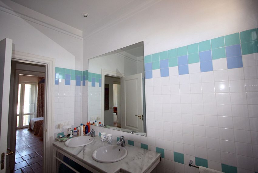 R5003554-Villa-For-Sale-Estepona-Detached-6-Beds-638-Built-11