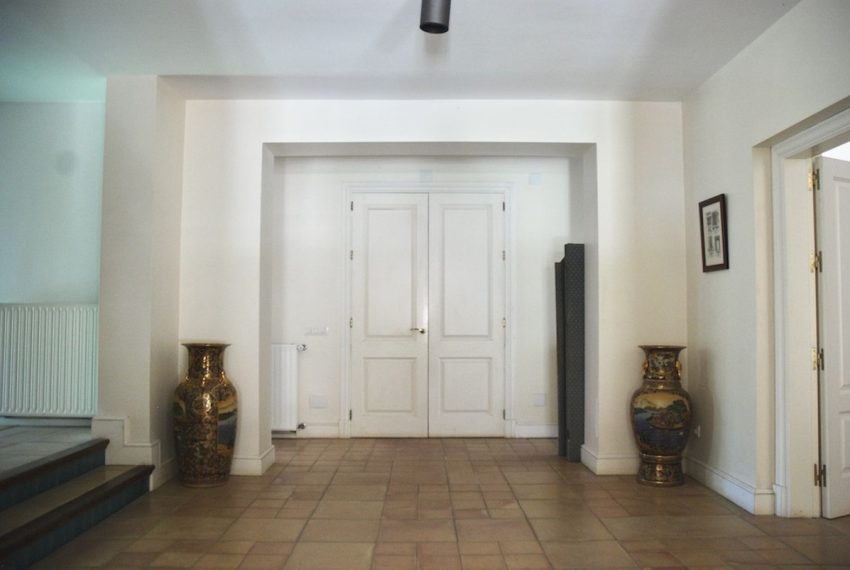 R5003554-Villa-For-Sale-Estepona-Detached-6-Beds-638-Built-2
