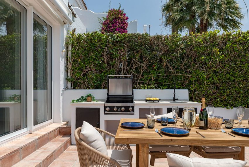 R5003575-Townhouse-For-Sale-Nueva-Andalucia-Terraced-3-Beds-130-Built-13