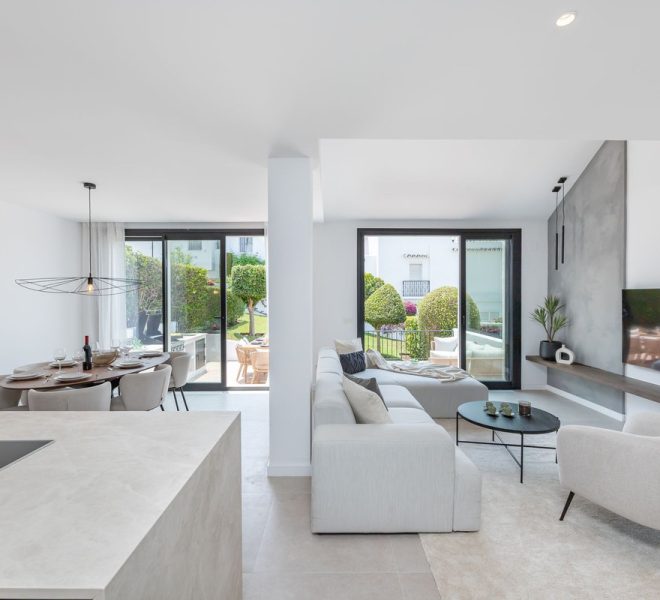 R5003575-Image 1-Terraced - 3 Beds - 130 Built
