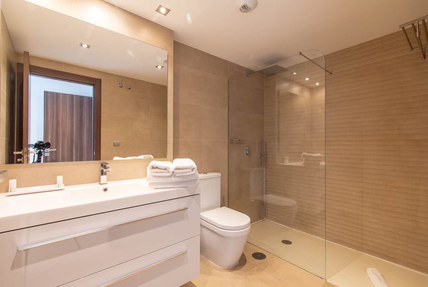 R5003956-Apartment-For-Sale-San-Pedro-de-Alcantara-Penthouse-Duplex-3-Beds-99-Built-17