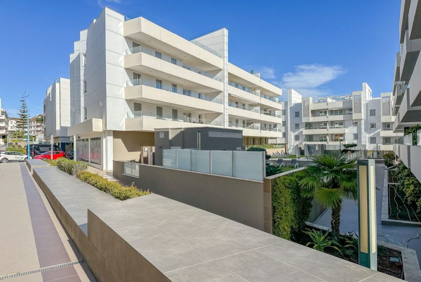 R5003956-Apartment-For-Sale-San-Pedro-de-Alcantara-Penthouse-Duplex-3-Beds-99-Built