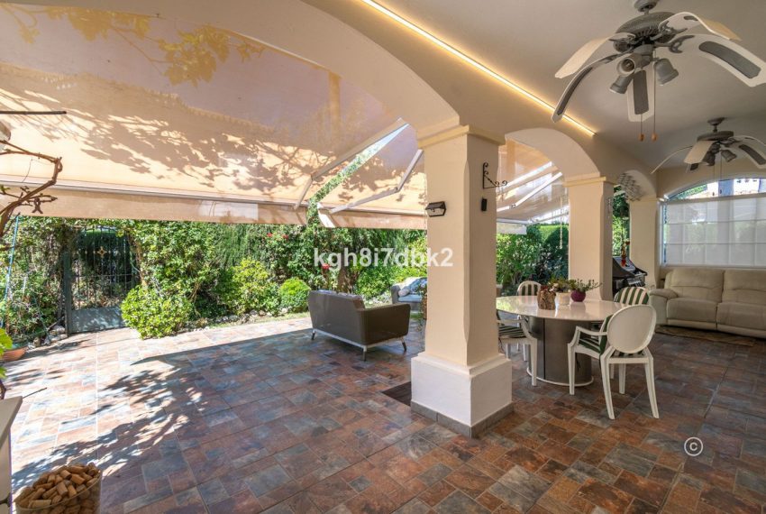 R5004175-Villa-For-Sale-Estepona-Detached-4-Beds-194-Built-7