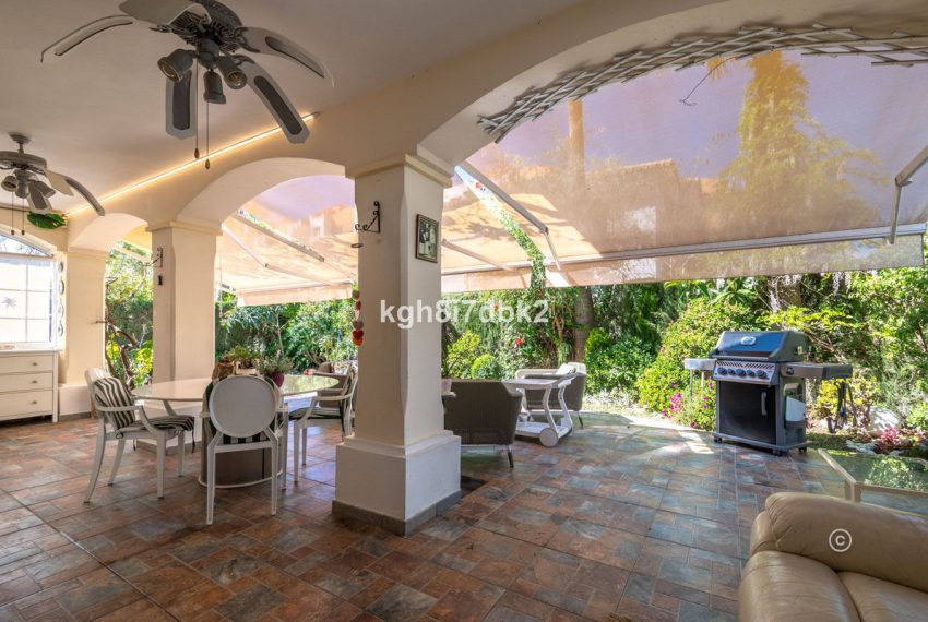 R5004175-Villa-For-Sale-Estepona-Detached-4-Beds-194-Built-8