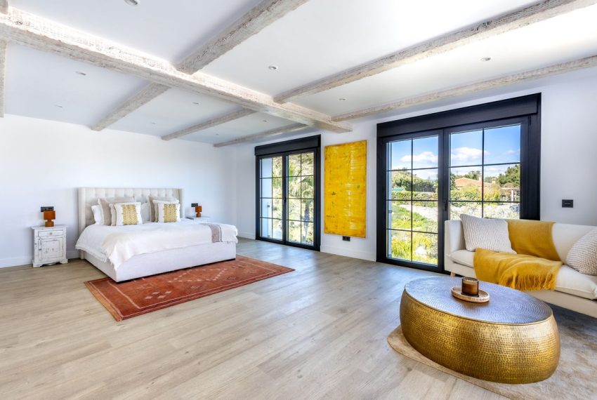 R5004409-Villa-For-Sale-Coin-Detached-6-Beds-778-Built-12