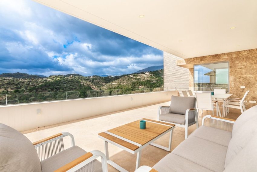 R5004481-Villa-For-Sale-Los-Arqueros-Detached-6-Beds-802-Built-11