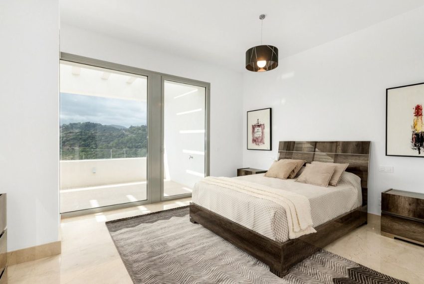 R5004481-Villa-For-Sale-Los-Arqueros-Detached-6-Beds-802-Built-16