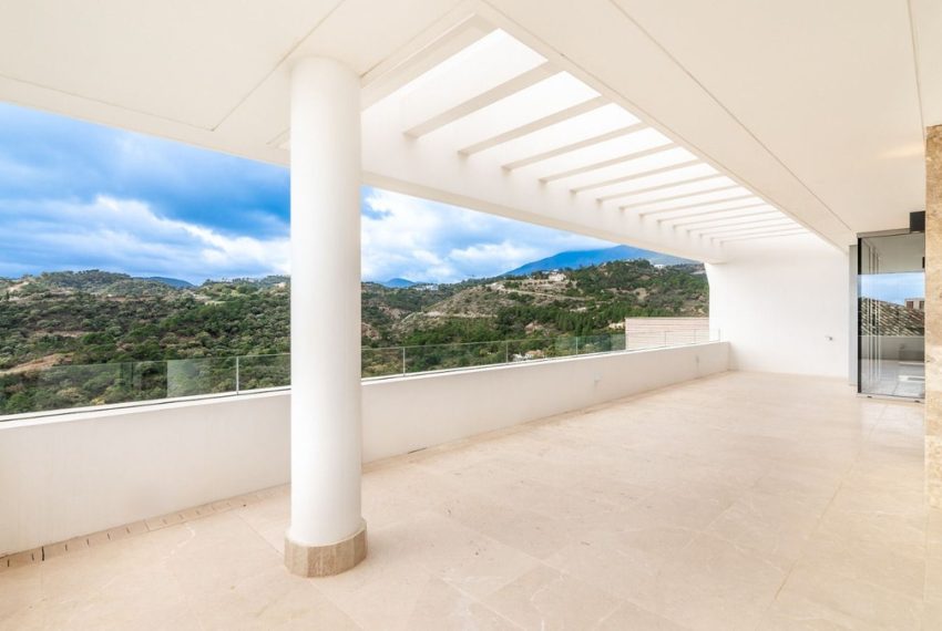 R5004481-Villa-For-Sale-Los-Arqueros-Detached-6-Beds-802-Built-9