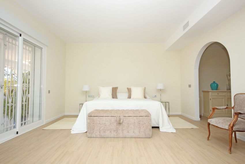 R5004541-Villa-For-Sale-Benahavis-Detached-3-Beds-256-Built-13