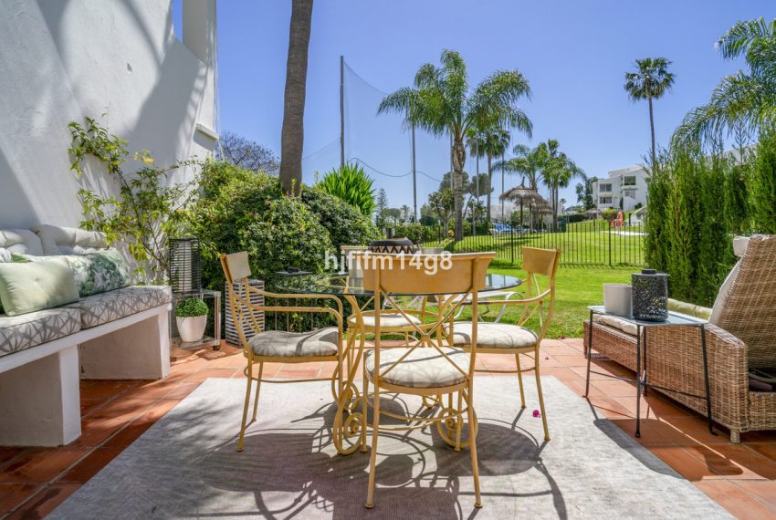 R5004691-Apartment-For-Sale-Nueva-Andalucia-Ground-Floor-1-Beds-73-Built-2