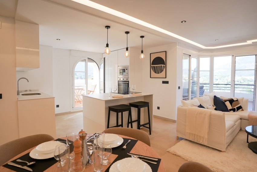 R5004724-Apartment-For-Sale-Nueva-Andalucia-Middle-Floor-2-Beds-116-Built
