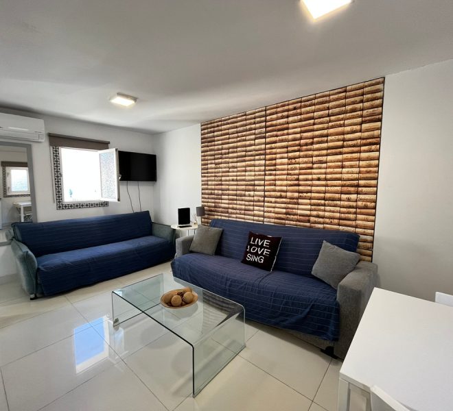 R5004877-Image 1-Ground Floor - 1 Beds - 44 Built