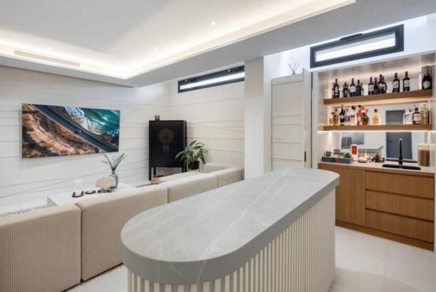 R5005057-Villa-For-Sale-Marbella-Detached-5-Beds-310-Built-12