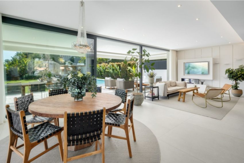 R5005057-Villa-For-Sale-Marbella-Detached-5-Beds-310-Built-5