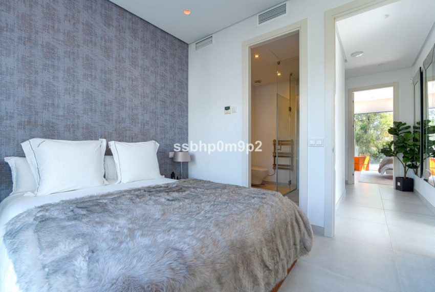 R5005288-Villa-For-Sale-Estepona-Detached-4-Beds-568-Built-14