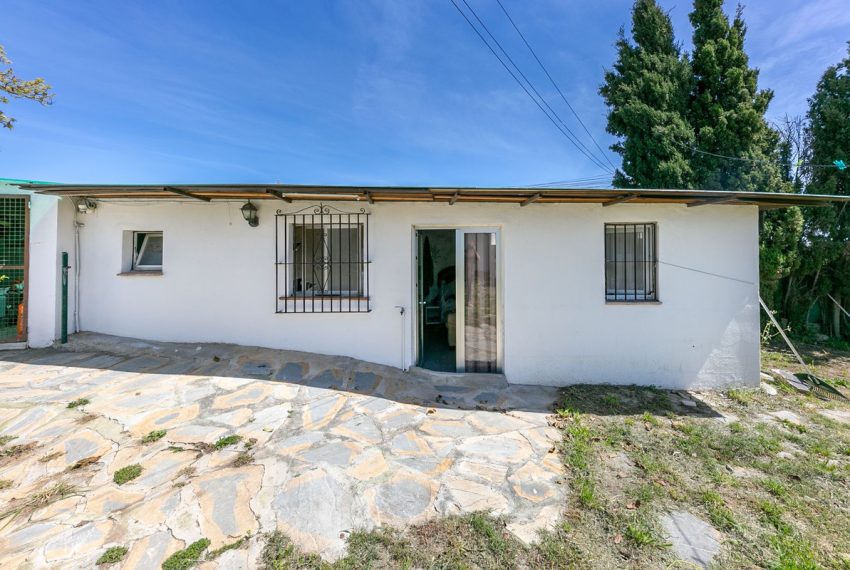 R5005537-Villa-For-Sale-Estepona-Finca-10-Beds-369-Built-14