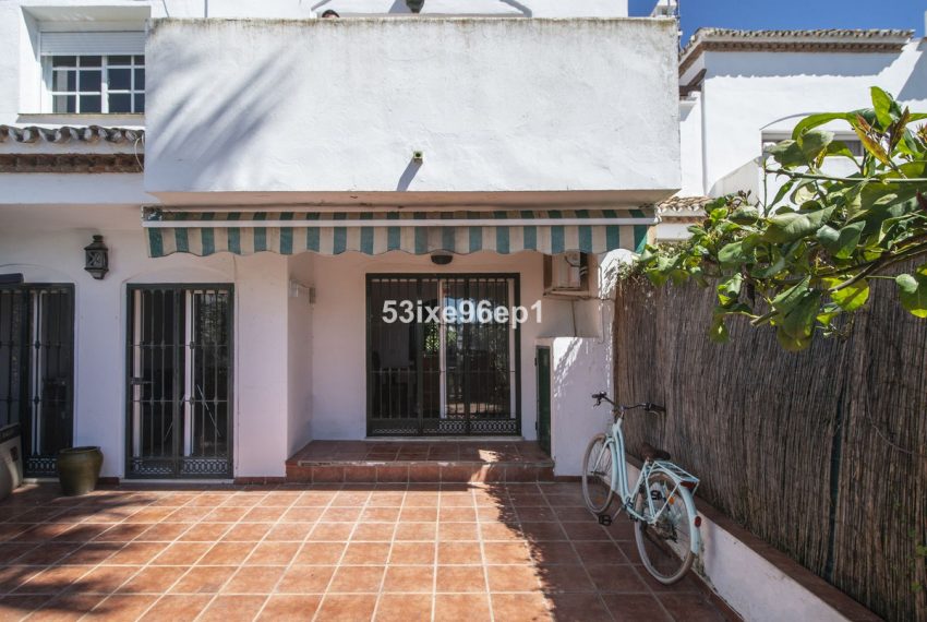 R5005567-Villa-For-Sale-El-Padron-Semi-Detached-5-Beds-153-Built-11