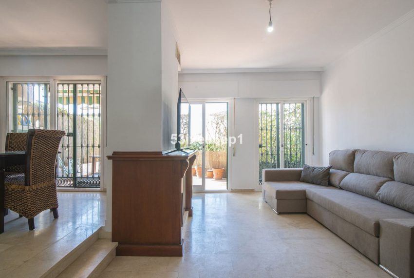 R5005567-Villa-For-Sale-El-Padron-Semi-Detached-5-Beds-153-Built-2