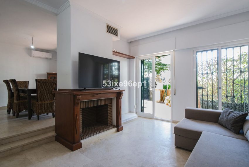 R5005567-Villa-For-Sale-El-Padron-Semi-Detached-5-Beds-153-Built-3