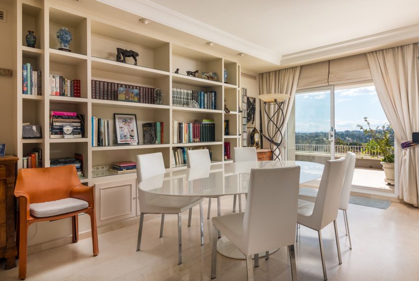 R5005717-Apartment-For-Sale-The-Golden-Mile-Middle-Floor-2-Beds-207-Built-11