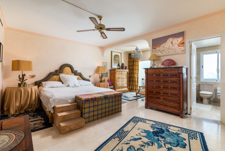 R5005717-Apartment-For-Sale-The-Golden-Mile-Middle-Floor-2-Beds-207-Built-5