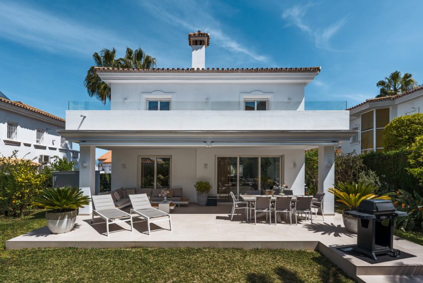 R5005768-Villa-For-Sale-Estepona-Detached-4-Beds-196-Built-10