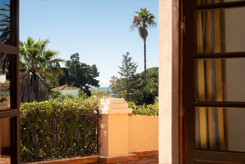 R5005864-Villa-For-Sale-Estepona-Detached-4-Beds-380-Built-7