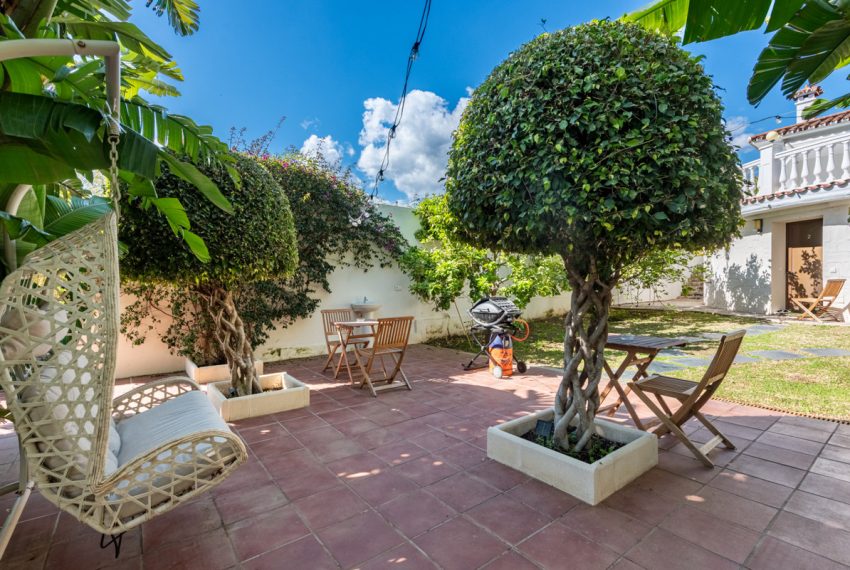 R5005885-Villa-For-Sale-Marbella-Detached-6-Beds-420-Built-18